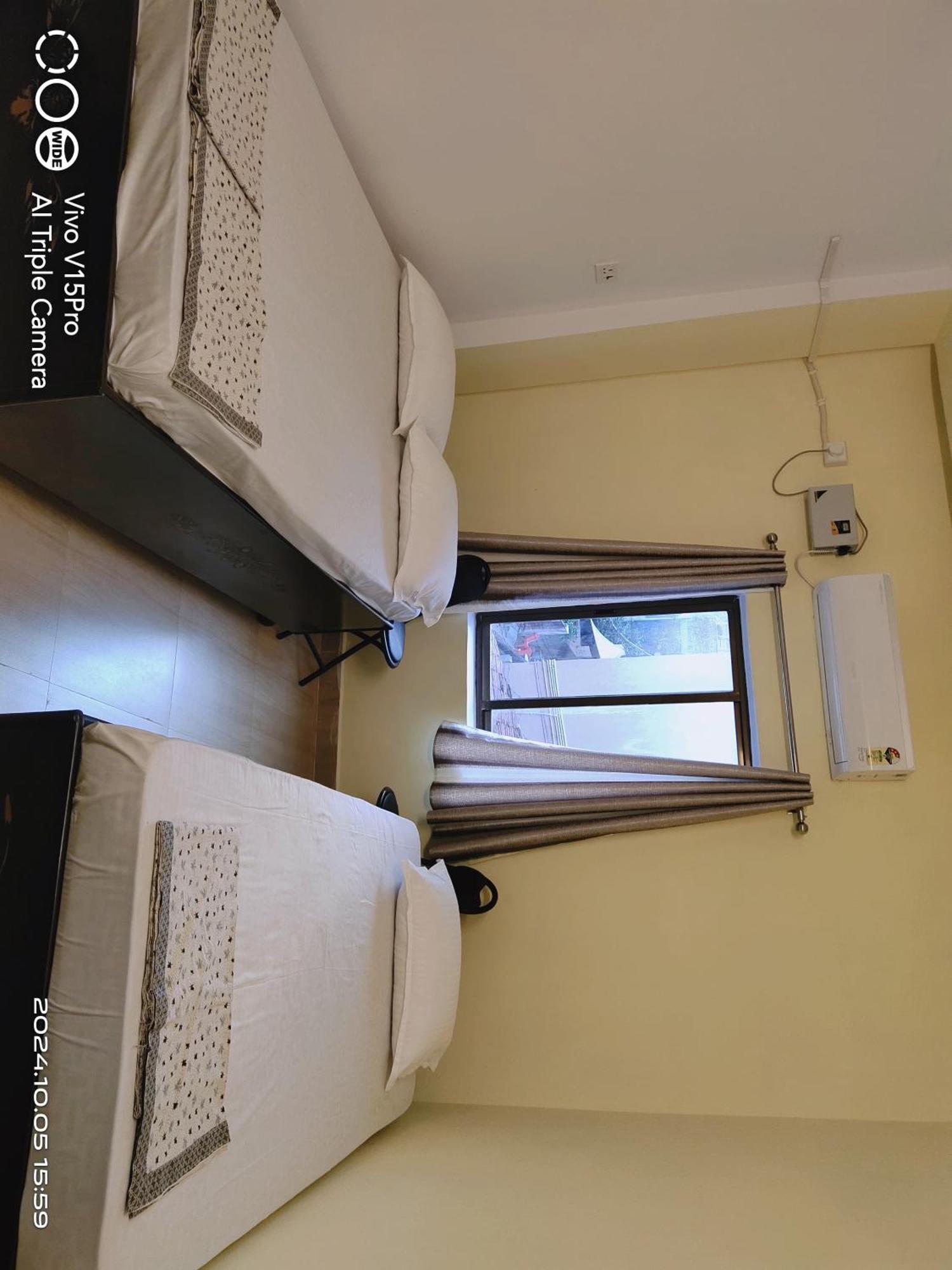 Incredible Banaras Inn Варанасі Екстер'єр фото